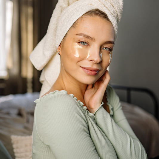 pleoapa cazuta, pleoapa lasata. solutie pleoapa lasata, face yoga, face fitness, refaceacademy, reface academy, exercitii faciale, masaj facial